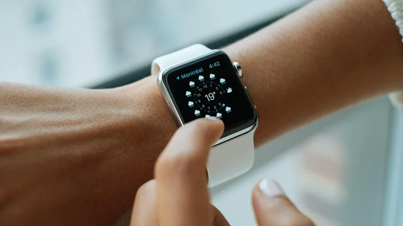 Jak znaleźć dobry smartwatch do 500 zł
